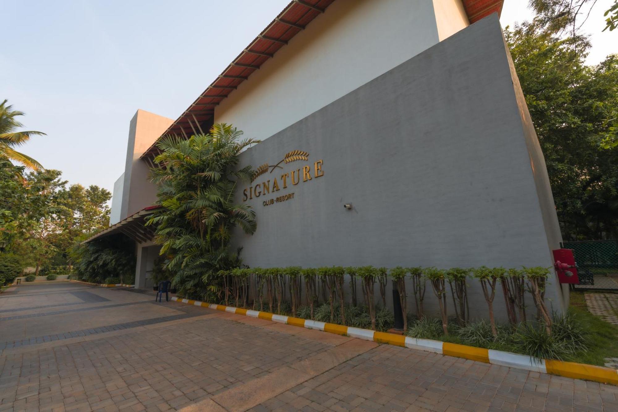 Signature Club Resort Devanahalli Exterior foto